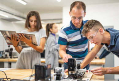 Makerspace Metallbearbeitung Anwendungsfoto