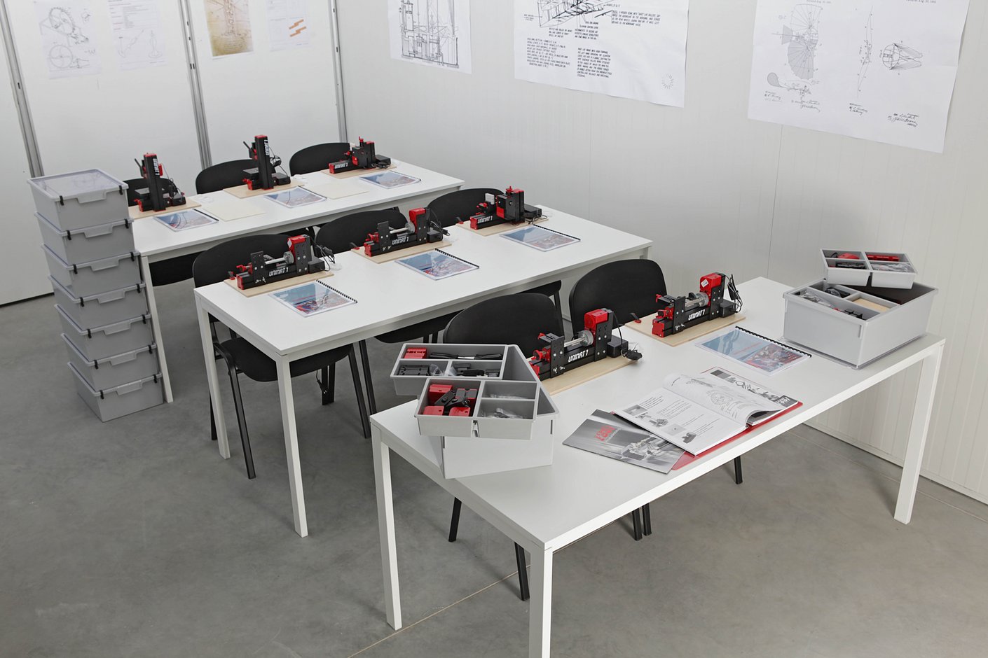 Klassenraum mit UNIMAT Sekundarstufen Set