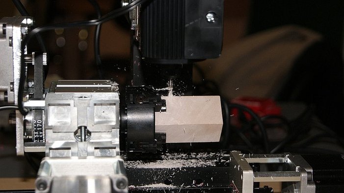 UNIMAT CNC 4 Achsen Fräsmodell