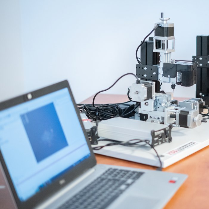 UNIMAT CNC Makerspace Setup mit 2 Maschinen
