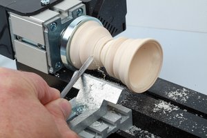 UNIMAT MetalLine Drechselbank in Aktion